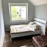 Tieffapartmanhaz شقة
