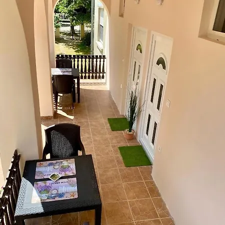 Apartman Tieffapartmanház *