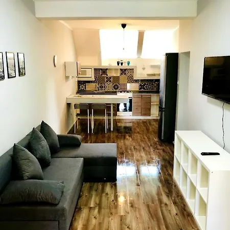 Tieffapartmanház Apartman